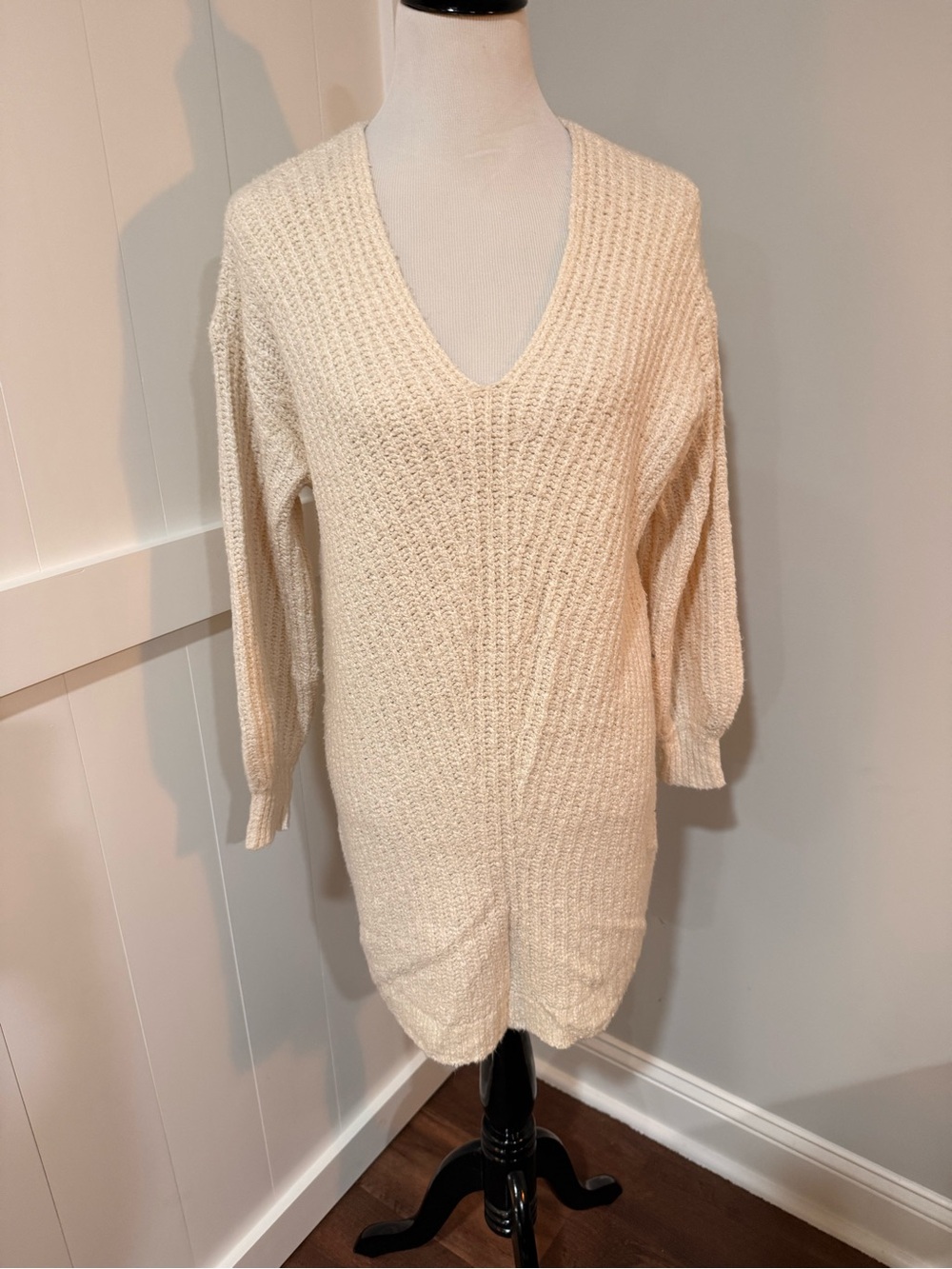 American Eagle V-Neck Cream Knit Sweater Dress